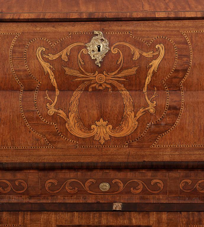 A Gustvian late 18th century commode by N. Korp (not signed), master 1763.