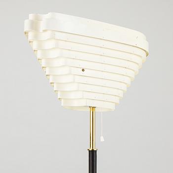 Alvar Aalto, 'Angel wing' model A 805 floor light manufactured by Valaisinpaja Oy, end of 20th century.