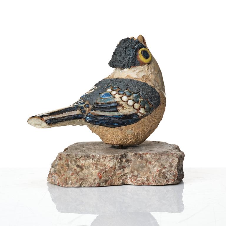 Tyra Lundgren, a stoneware sculpture of a bird, Sweden 1977.