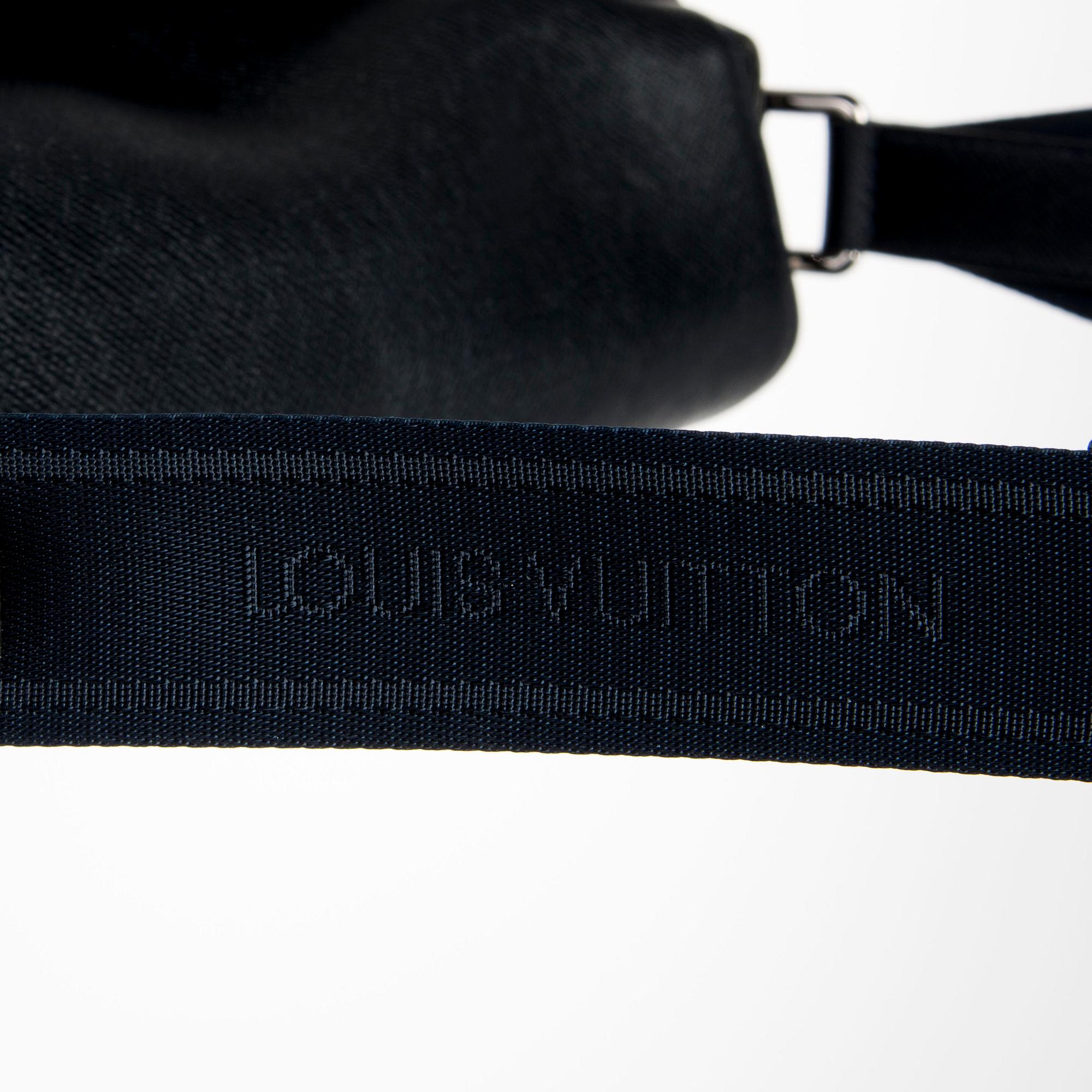 VÄSKA, "Roman", Louis Vuitton.