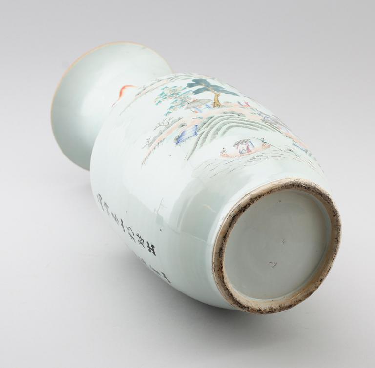 VAS, porslin, Kina, 1800-tal.
