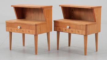 SÄNGBORD, ett par, 1950-tal.