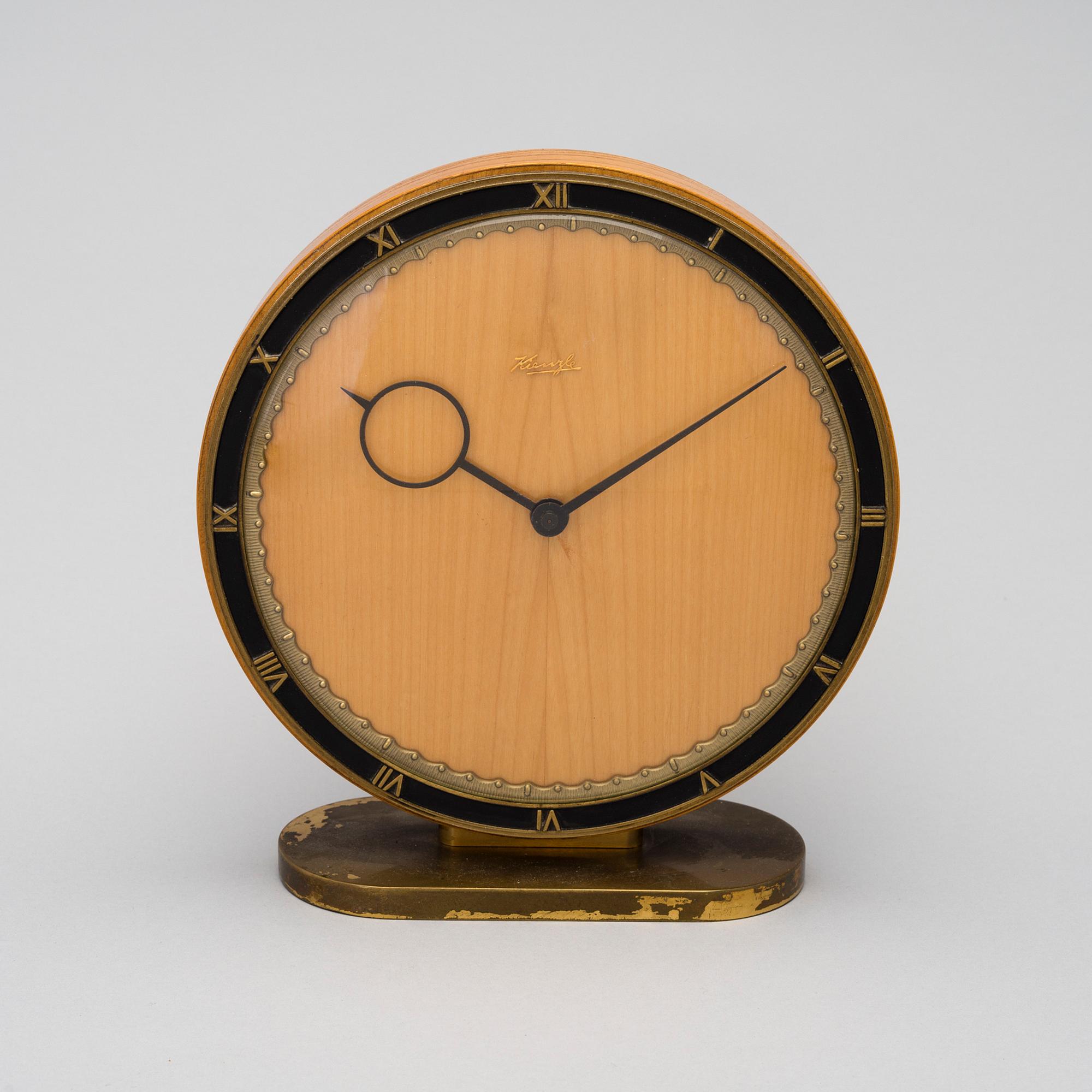 An art déco Kienzle mantle clock by Heinrich Möller, Germany 1930s.