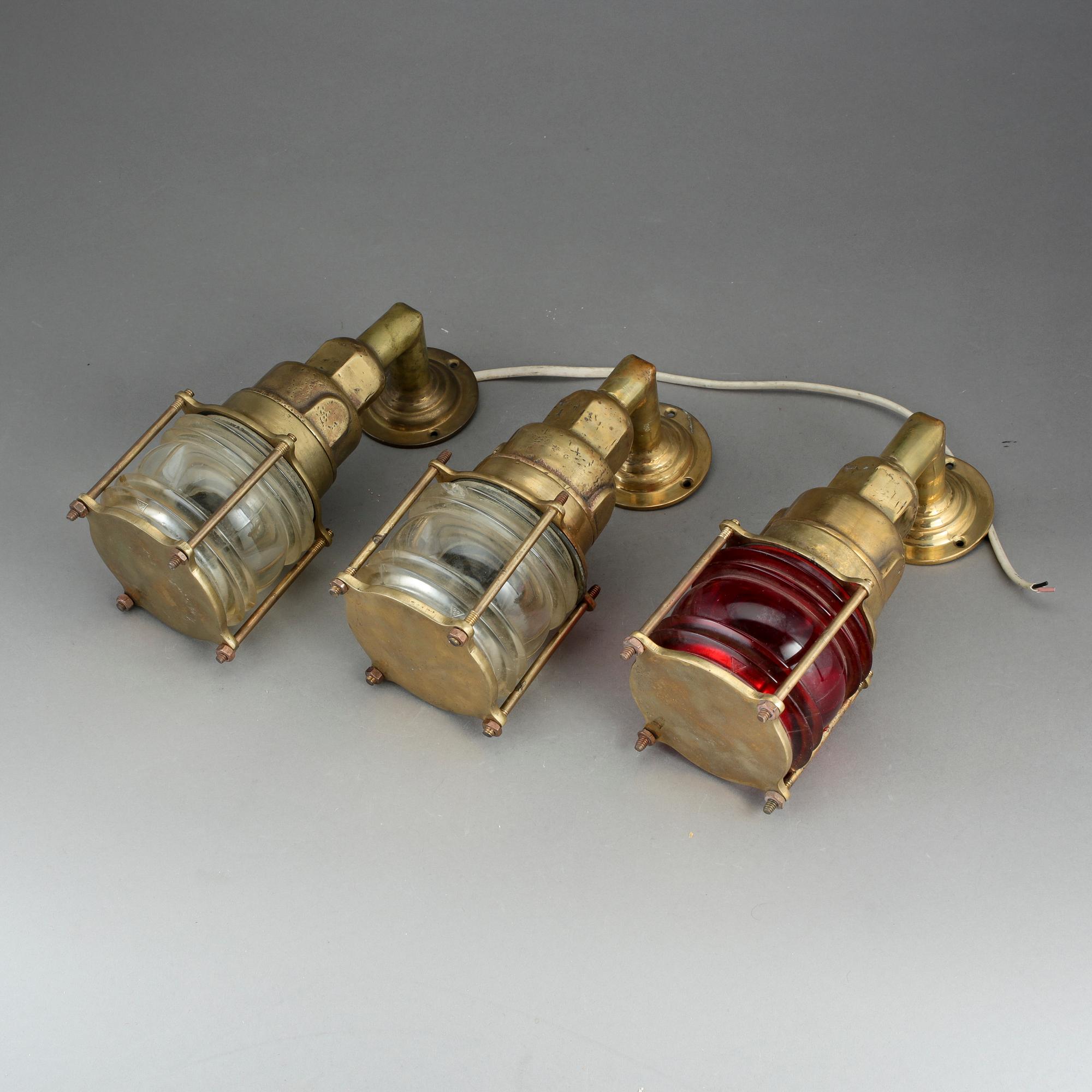 MÄSSBELYSNING, 3 st, 1900-talets första hälft.