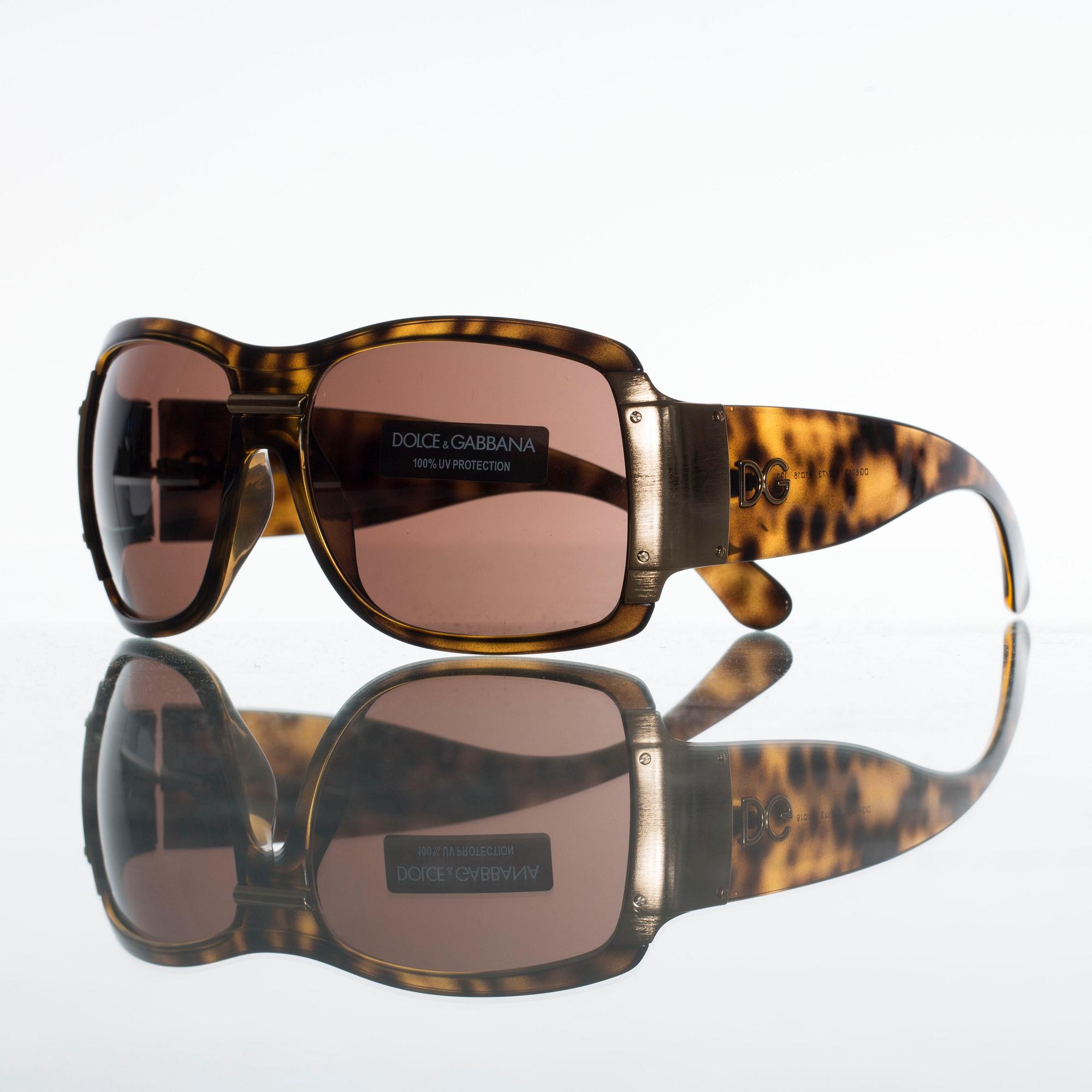SOLGLASÖGON, Dolce & Gabbana.