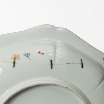 Fat, porslin, kakiemon, Arita, sen Edo/tidig Meiji, 1800-tal.