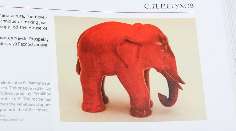 "FABERGÉ, A COMPREHENSIVE REFERENCE BOOK", Tatiana F. Fabergé, Valentin V. Skurlov, Eric-Alain Kohler. Genéve 20.