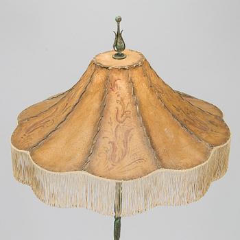 Lattiavalaisin, malli 811, Taidetakomo Hakkarainen, 1930-luku.