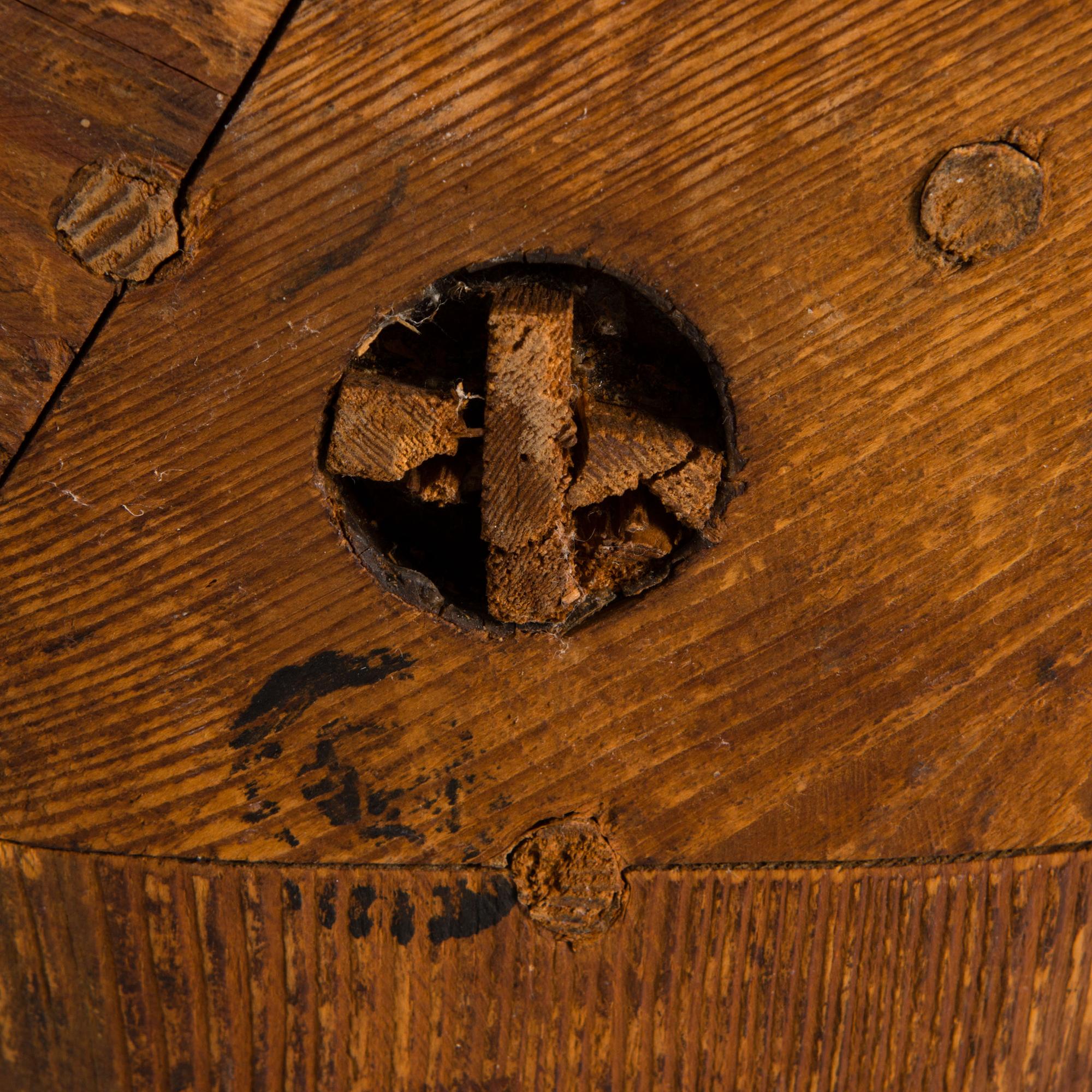 A sewing table from the first half of the 19th century.