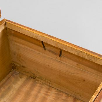 A Chinese wooden chest, first half of the 20th century.