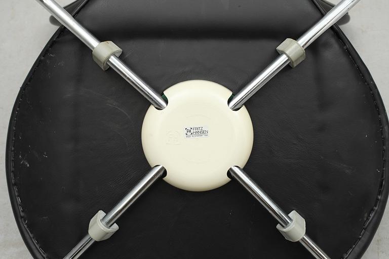 STOLAR, 4 st, "Sjuan", design Arne Jacobsen för Fritz Hansen, Danmark, 1980.