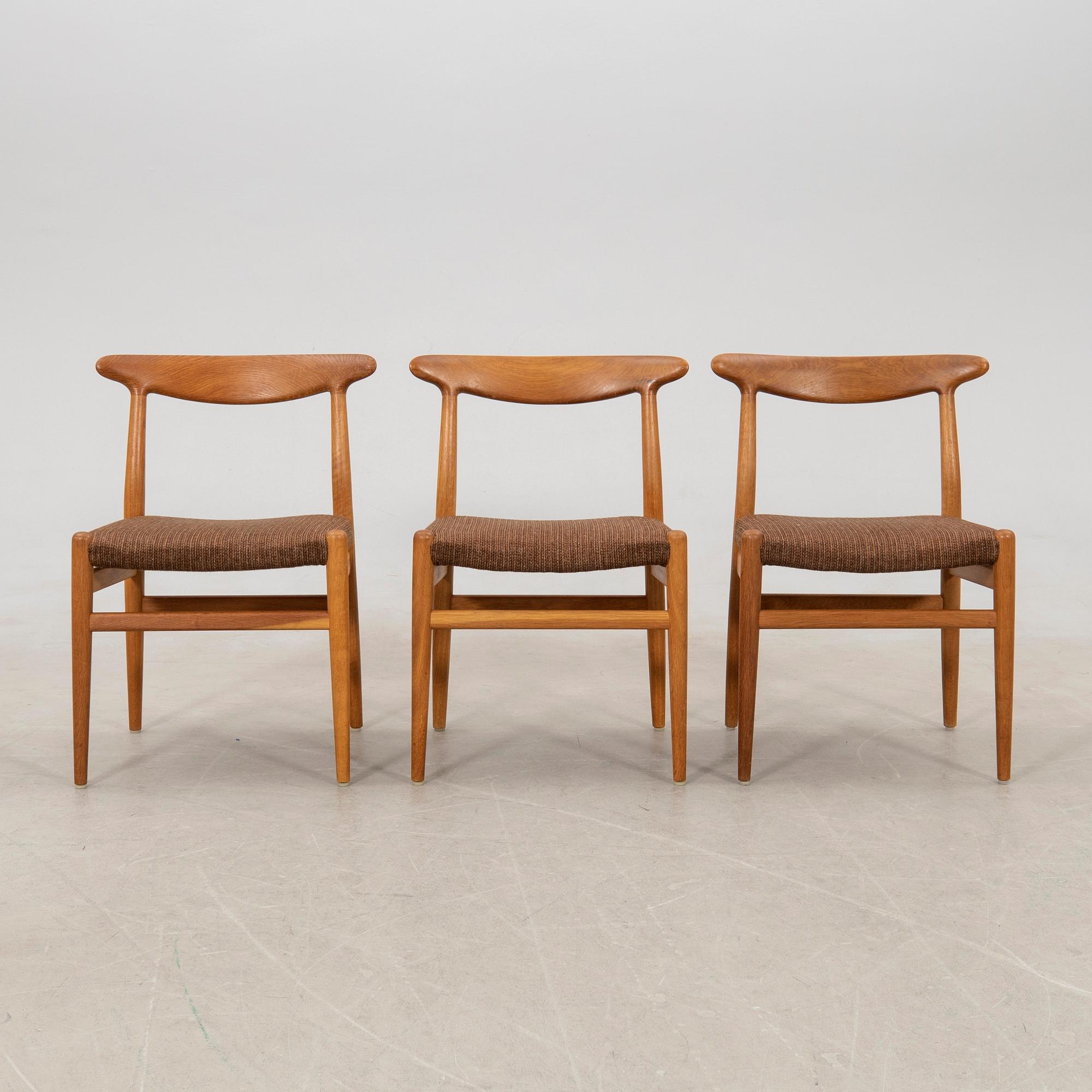Hans J. Wegner, chairs 6 pcs "W2" CM Madsen Denmark 1960s.
