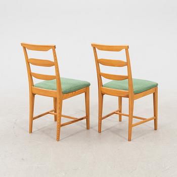 Carl Malmsten, a pair of pine chairs from the latter part of the 20th century.