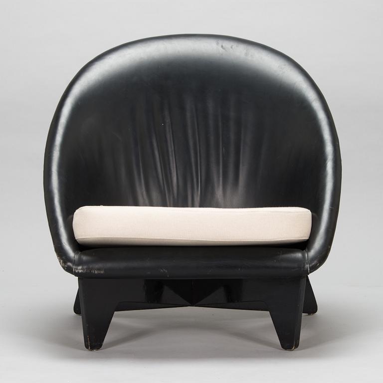 Antti Nurmesniemi, a 1952 lounge chair made to order.