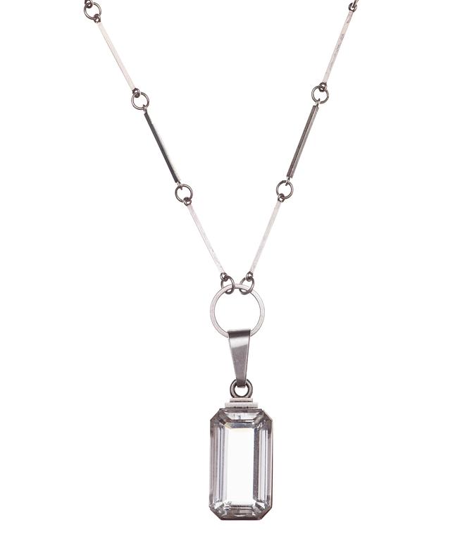 A Wiwen Nilsson sterling and rock crystal pendant with chain, Lund 1947.