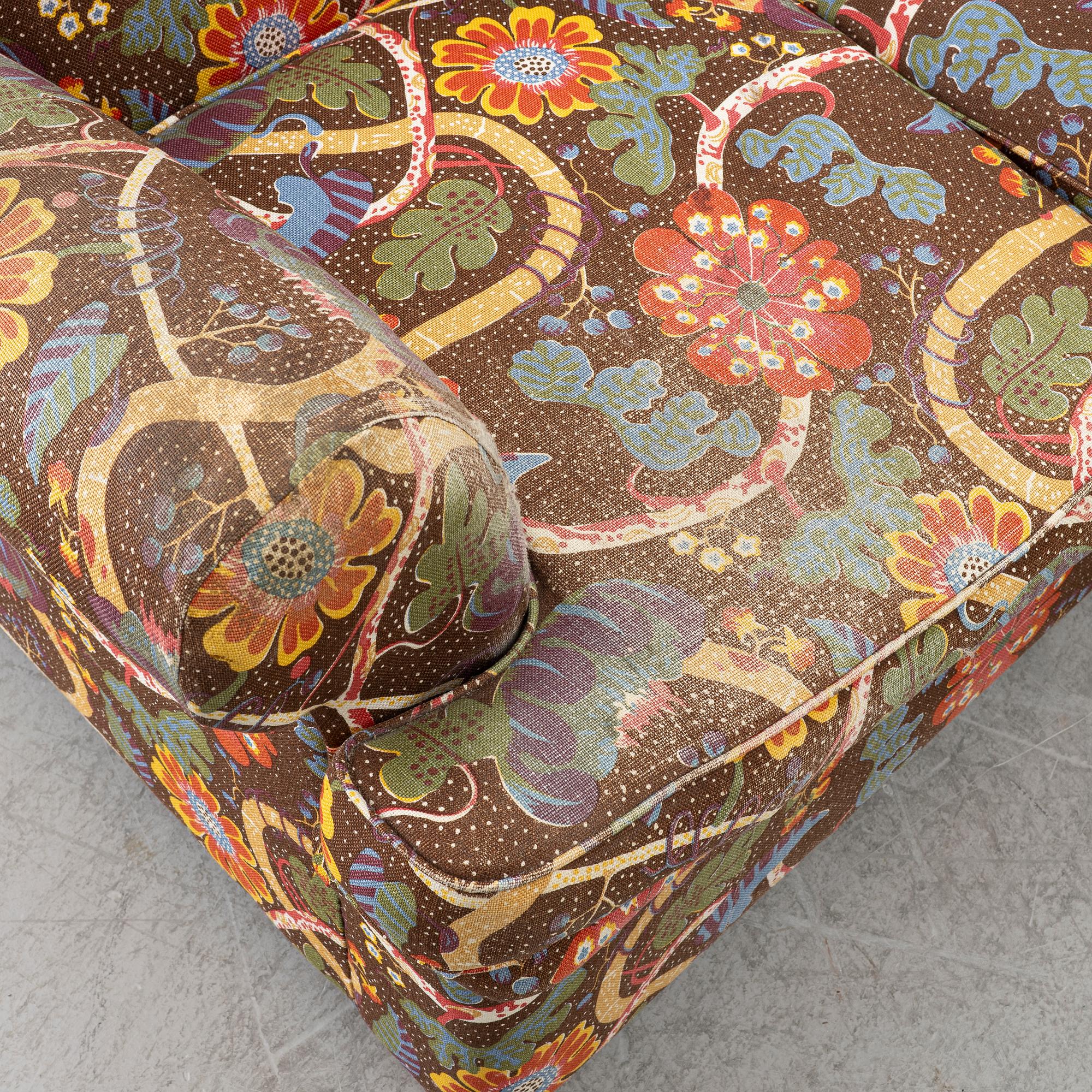 Josef Frank, Soffa, modell 703, Firma Svenskt Tenn.