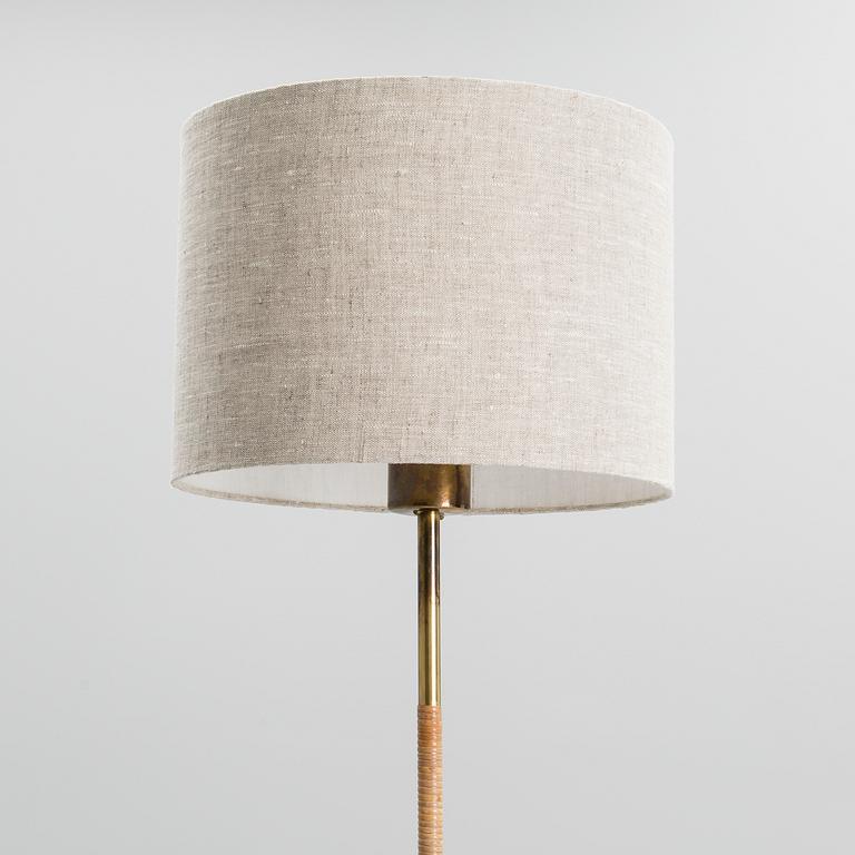PAAVO TYNELL, GOLVLAMPA. Tillvekare Idman, 1940-tal.