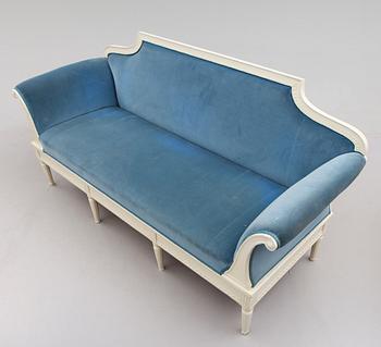 SOFFA, sengustaviansk, omkring år 1800.