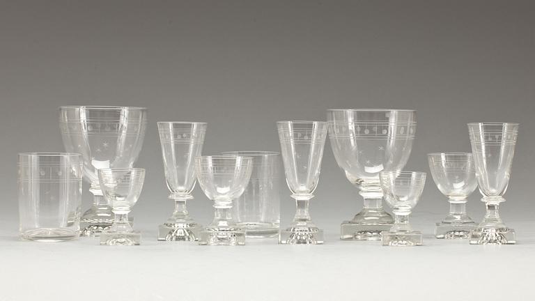 GLASSERVIS,  56 delar. 1900-tal.