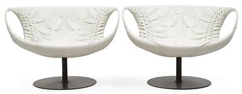 104. PATRICIA URQUIOLA, fåtöljer, ett par, "Smock", Moroso, Italien.