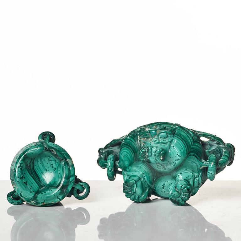 A Chinese malachite tripod censer with cover, early 20th Century.