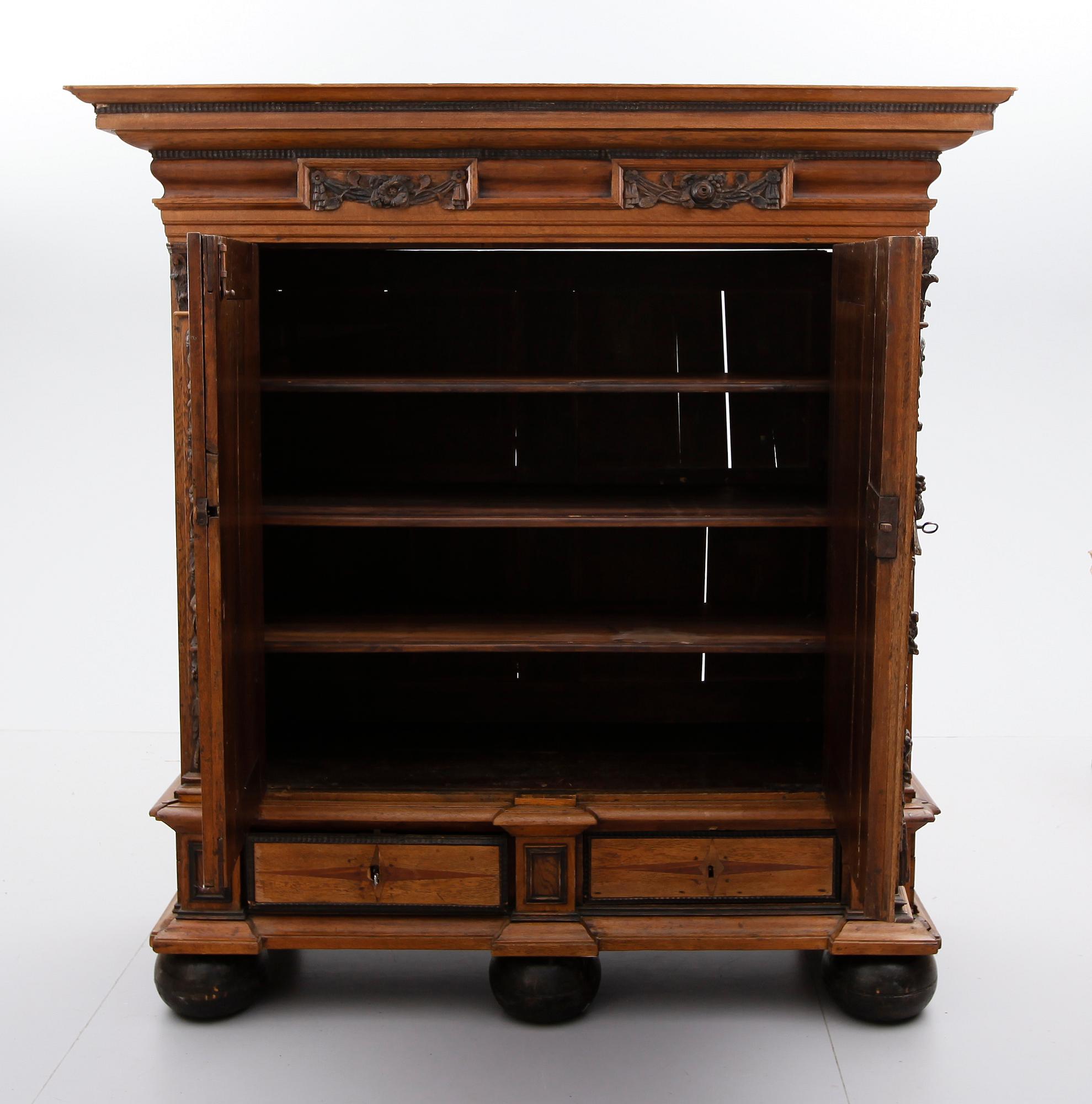 SKÅP, barock, 1700-tal.