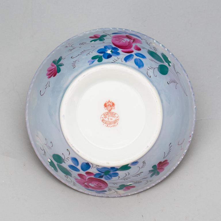 SKÅL, porslin, Kusnetsov, Ryssland, 1800-talets slut.