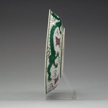 A green dragon dish, China, early 20th Century.