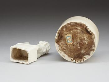 A blanc de chine censer and censer holder, Qing dynasty, Kangxi (1662-1722).