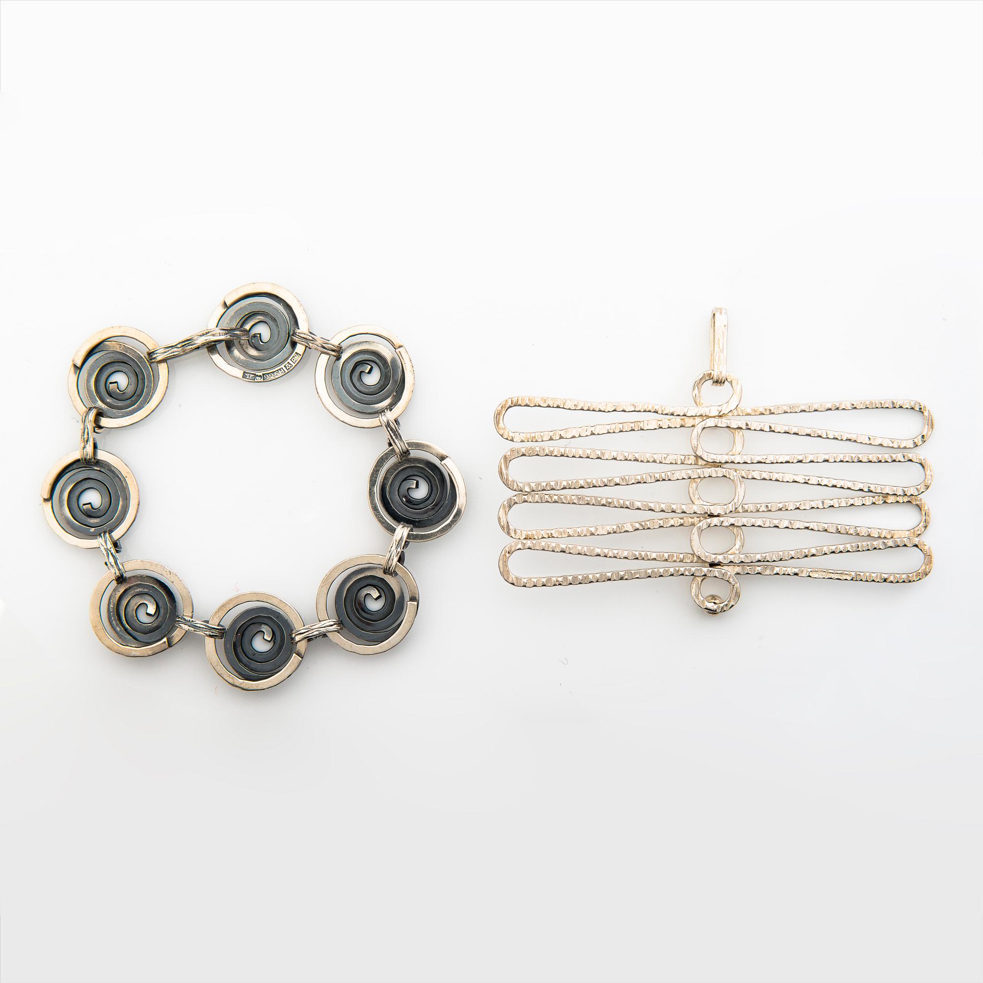 ELIS KAUPPI, RANNEKORU ja RIIPUS, stelringhopeaa, Kupittaan kulta, Turku 1970-71.