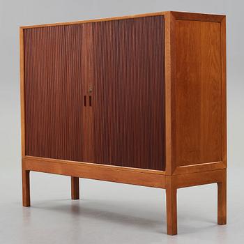HANS J WEGNER, skåp, Plan Møbler, modell 'A5622', Danmark 1940-50-tal.