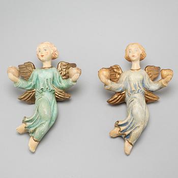 A pair of plaster wall candlesticks by Erling Valldeby, signed Eve and dated -45/-47.