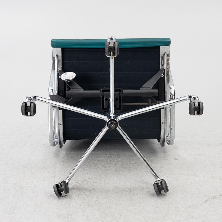 Charles & Ray Eames, skrivbordsstol, modell EA 117, Vitra,