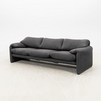 Vico Magistretti, sofa, "Maralunga", Cassina.