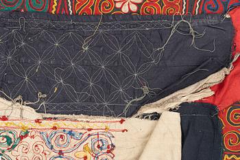 Semi-antique Rasht embroidery, approx. 198 x 125 cm.