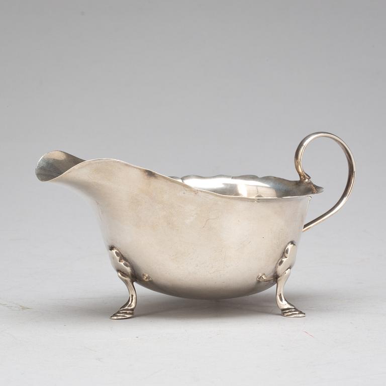 SÅSKANNA, silver. Sheffield, Mappin & Webb, 1927-28. Vikt ca 89 g.