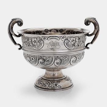 A silver bowl ,Thomas Hayes, Birmingham 1904.
