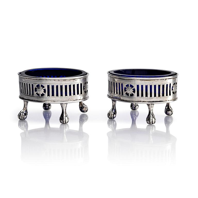 A pair of Swedish silver and glass salt cellars, marks of Arvid Floberg, Stockholm 1785.