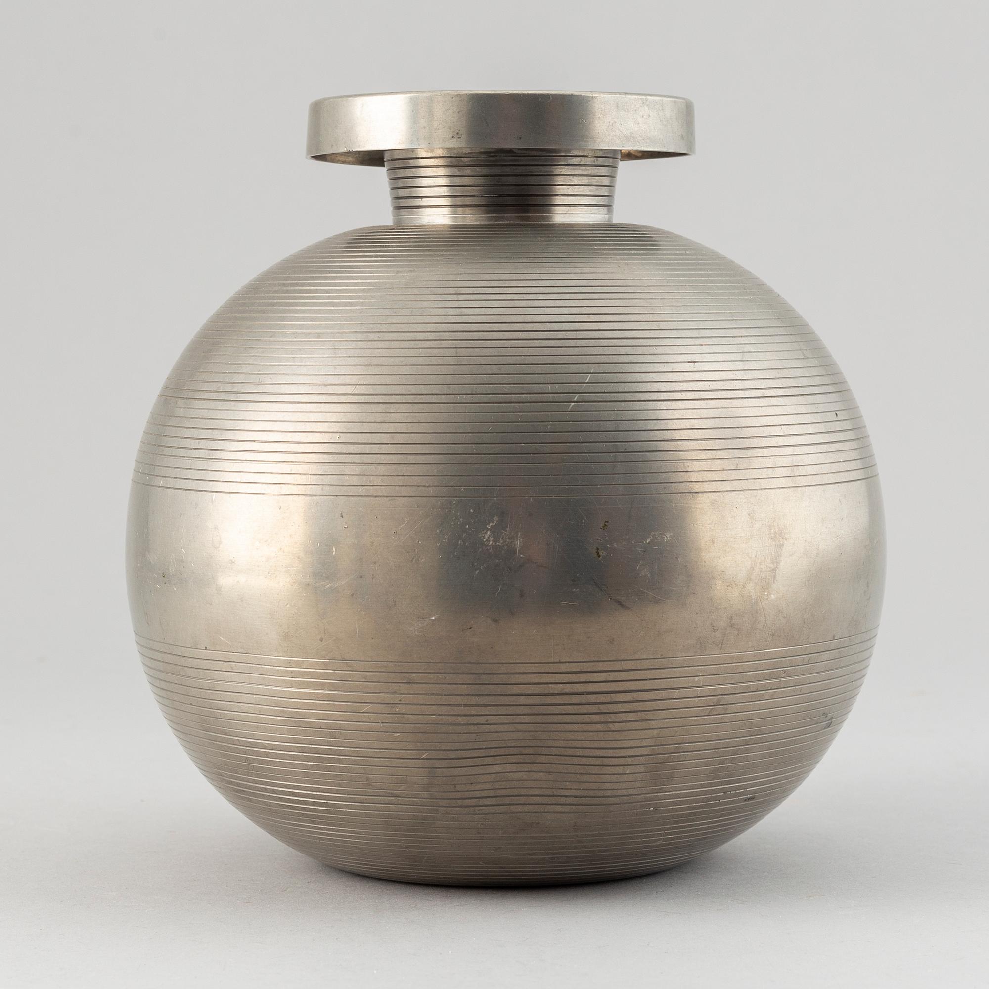 Sylvia Stave, a pewter vase, for CG Hallberg, Stockholm 1932.