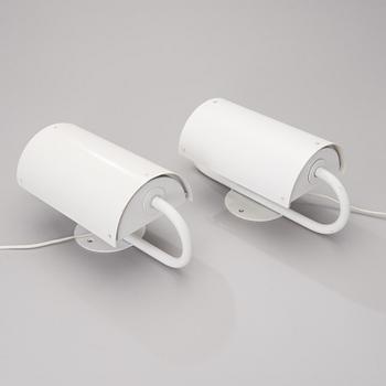 A pair of wall lights of model BS 912. Artek. Designed in 1976.