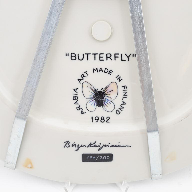 Birger Kaipiainen, fat, keramik, "Butterfly", Arabia Art 1982, Finland, signerad och numrerad 170/300.