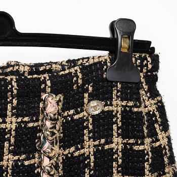 Chanel, a two-piece suit, after 2010, size Fr 38.