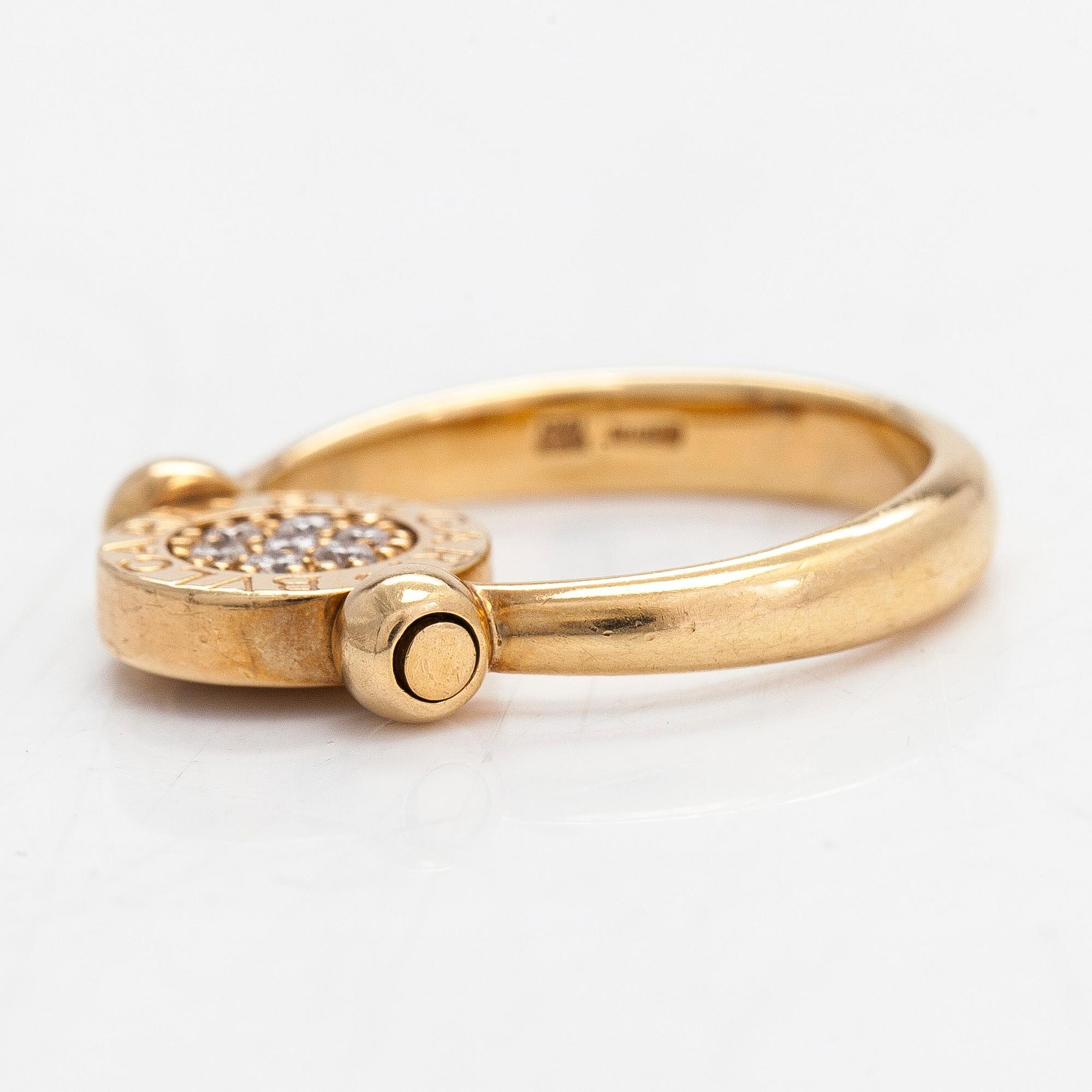 Bulgari, ring, "Flip ring", 18K guld och diamanter totalt ca 0.07 ct.
