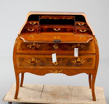 SEKRETÄR, rokoko av Johan Magnus Ek (mästare 1765-95).
