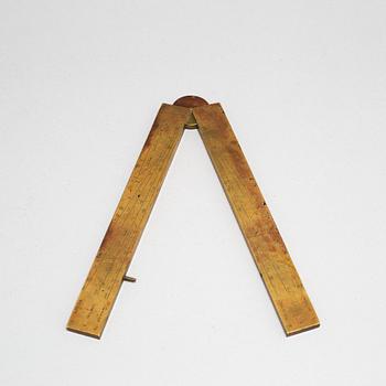 SECTOR / MEASURING INSTRUMENT, brass, probably 18th century.