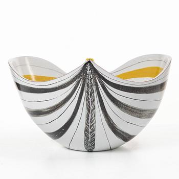 Stig Lindberg, A faience bowl, Gustavsberg Studio.