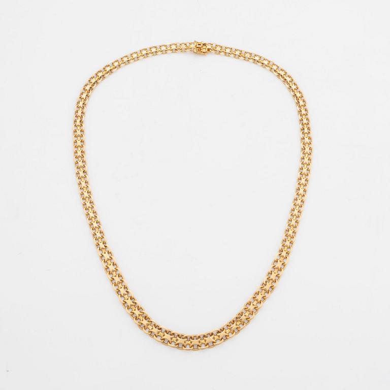 18K gold necklace.