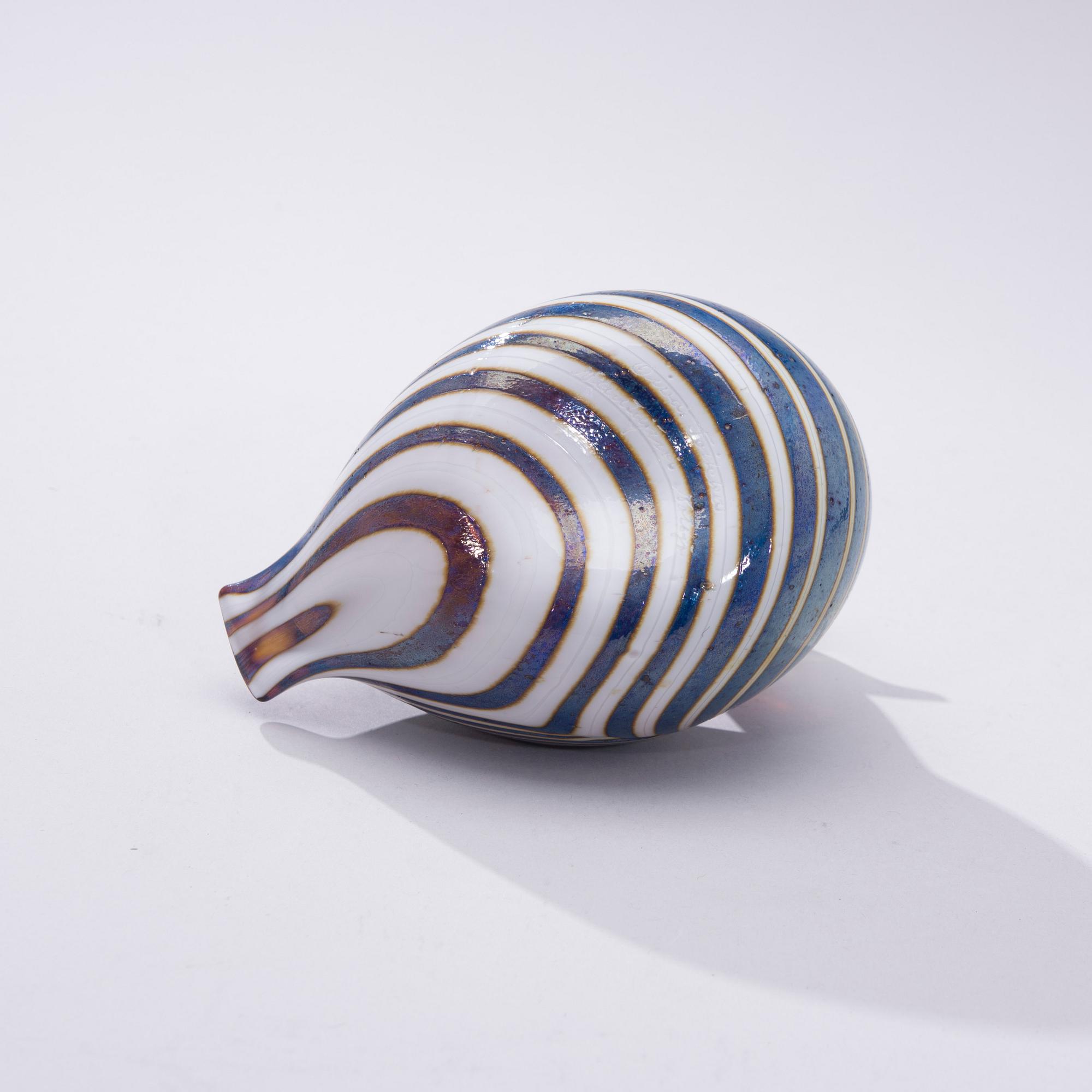 FIGURIN, 2 st, glas, signerad O. Toikka Nuutajärvi samt Oiva Toikka Nuutajärvi Notsjö.