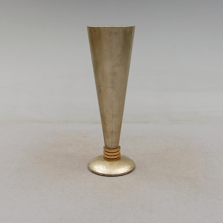 PIEDESTAL, Divani Divani, Italien, 1900-talets andra hälft.