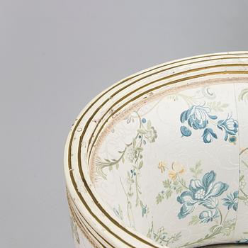 A Gustavian sofa, early 19th century.